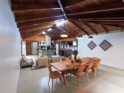 Casa com 3 Quartos à venda, 210m² no Santo Agostinho, Rio Verde