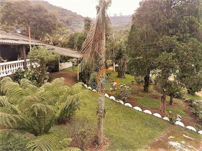 Fazenda / Sítio / Chácara com 4 Quartos à venda, 300m² no Cachoeirinha, Bom Jesus dos Perdões