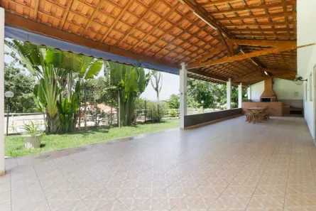Fazenda / Sítio / Chácara com 2 Quartos para venda ou aluguel, 239m² no Monte Verde, Limeira