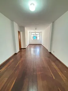Apartamento com 2 Quartos para alugar, 10m² no Centro, Nova Friburgo