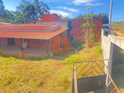 Fazenda / Sítio / Chácara com 3 Quartos à venda, 250m² no Centro (Tupi), Piracicaba
