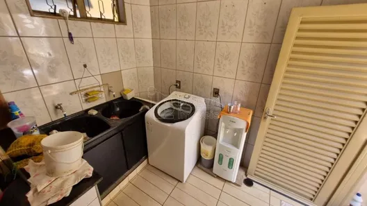Sobrado com 2 Quartos à venda, 177m² no Jardim Residencial Iedda, Araraquara