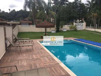 Fazenda / Sítio / Chácara com 3 Quartos à venda, 270m² no , Igaratá
