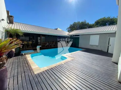 Casa com 4 Quartos para alugar, 240m² no Atami, Pontal do Paraná