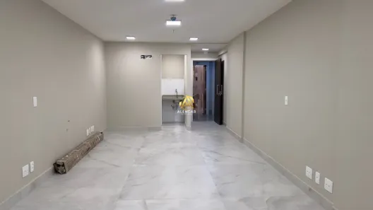 Conjunto Comercial / Sala para alugar, 33m² no Praia da Costa, Vila Velha