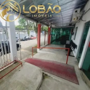 Loja / Salão / Ponto Comercial com 15 Quartos para venda ou aluguel, 450m² no Montese, Resende