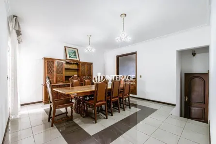 Casa com 4 Quartos para alugar, 420m² no Boa Vista, Curitiba
