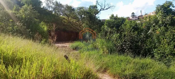 Terreno / Lote / Condomínio à venda, 351m² no Dos Pereiras, Jarinu