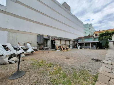 Terreno / Lote / Condomínio à venda, 684m² no Centro, Santa Maria