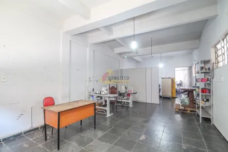 Loja / Salão / Ponto Comercial à venda, 101m² no Ipiranga, Divinópolis