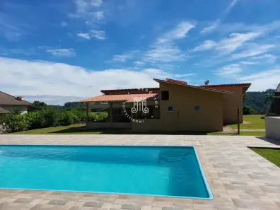 Fazenda / Sítio / Chácara com 2 Quartos à venda, 260m² no Água Preta, Jarinu