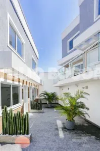 Casa de Condomínio com 2 Quartos à venda, 73m² no Ingá, Niterói