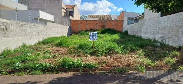 Terreno / Lote / Condomínio à venda, 223m² no Núcleo Habitacional Vale Verde, Apucarana