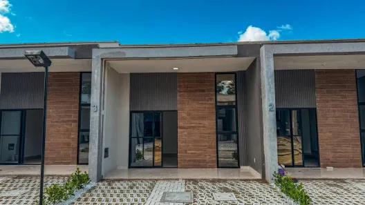 Casa de Condomínio com 2 Quartos à venda, 86m² no Acaracuzinho, Maracanaú