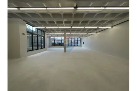 Prédio Inteiro para alugar, 735m² no Matriz, Mauá