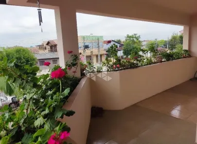 Casa com 4 Quartos à venda, 240m² no Niterói, Canoas