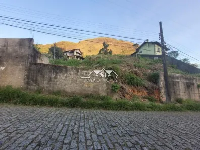 Terreno / Lote / Condomínio à venda, 830m² no Quitandinha, Petrópolis