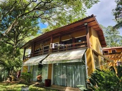 Fazenda / Sítio / Chácara com 3 Quartos para alugar, 461m² no Invernada, Embu das Artes
