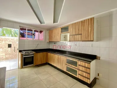 Casa de Condomínio com 4 Quartos à venda, 159m² no Recreio Ipitanga, Lauro de Freitas