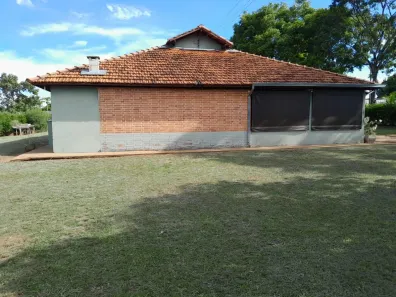 Casa com 4 Quartos à venda, 180m² no , Colina