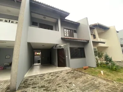 Sobrado com 3 Quartos à venda, 125m² no Saguaçu, Joinville