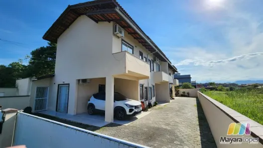 Sobrado com 2 Quartos à venda, 85m² no Rocio Grande, São Francisco do Sul