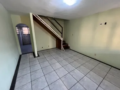 Casa de Condomínio com 2 Quartos à venda, 83m² no da Luz, Nova Iguaçu