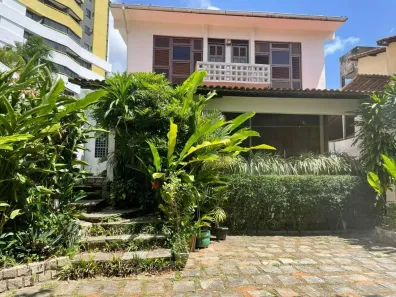 Casa com 4 Quartos à venda, 220m² no Barro Vermelho, Natal
