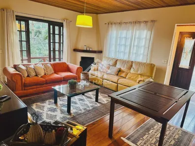 Casa de Condomínio com 3 Quartos à venda, 127m² no Capivari, Campos do Jordão