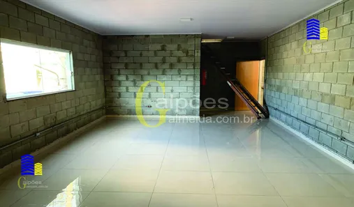Galpão / Depósito / Armazém para alugar, 530m² no Piratininga, Osasco