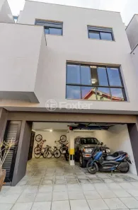 Casa de Condomínio com 4 Quartos à venda, 212m² no Vila Conceição, Porto Alegre
