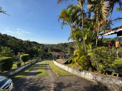 Fazenda / Sítio / Chácara com 2 Quartos à venda, 2000m² no Ibiúna, Ibiúna