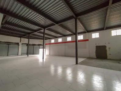 Loja / Salão / Ponto Comercial para alugar, 340m² no Piabetá (Inhomirim), Magé