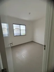 Casa de Condomínio com 2 Quartos para alugar, 55m² no Papagaio, Feira de Santana