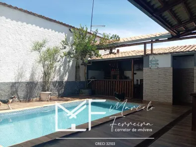 Casa com 4 Quartos à venda, 250m² no Centro, Florestal