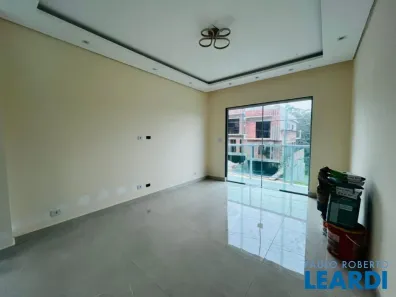Casa de Condomínio com 3 Quartos para venda ou aluguel, 146m² no Sítio Boa Vista, Cotia