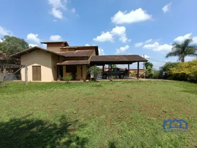 Fazenda / Sítio / Chácara com 3 Quartos à venda, 1000m² no , Mairinque