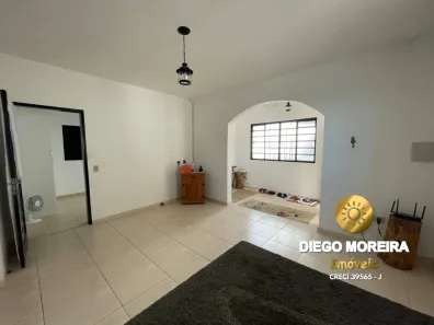 Fazenda / Sítio / Chácara com 4 Quartos à venda, 210m² no Jundiaizinho (Terra Preta), Mairiporã