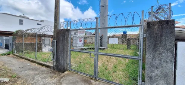 Terreno / Lote / Condomínio à venda, 300m² no , Penha