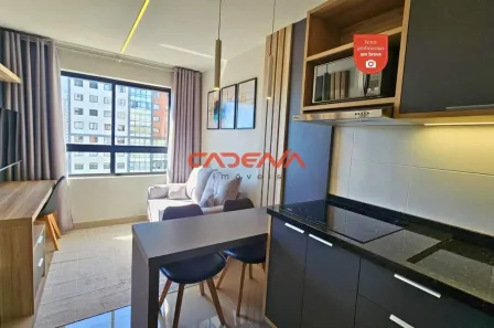 Apartamento com 1 Quarto para alugar, 28m² no Centro, Curitiba