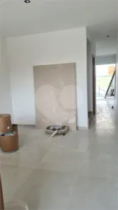 Casa de Vila com 2 Quartos à venda, 80m² no Vila Brasileira, Mogi das Cruzes