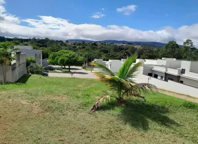 Terreno / Lote / Condomínio à venda, 250m² no Vila Preciosa (Vilarejo), Cabreúva