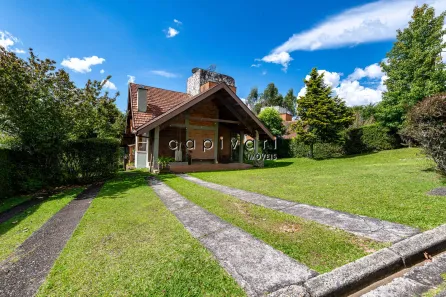 Casa de Condomínio com 3 Quartos à venda, 223m² no Vale Encantado, Campos do Jordão