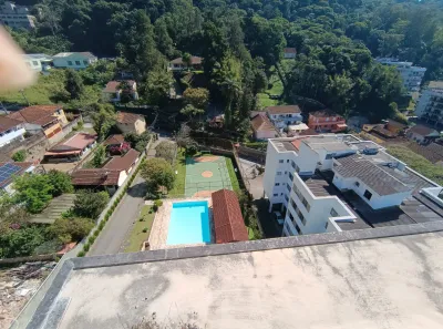 Cobertura com 4 Quartos à venda, 240m² no Valparaíso, Petrópolis