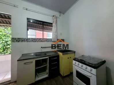 Kitnet com 1 Quarto para alugar, 18m² no Centro, Navegantes