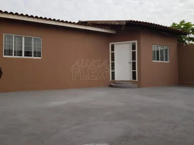 Casa com 3 Quartos para alugar, 120m² no Conjunto Residencial Marajoara, Londrina
