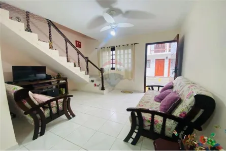 Casa de Condomínio com 2 Quartos para alugar, 65m² no Jardim Las Palmas, Guarujá