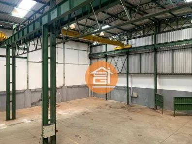 Galpão / Depósito / Armazém para alugar, 720m² no Boa Vista, São Gonçalo