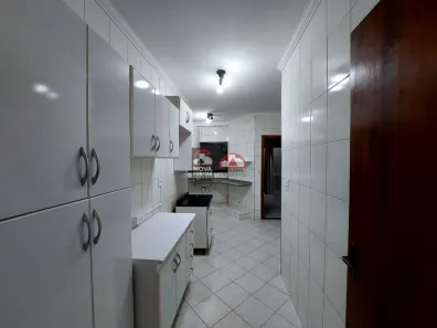 Apartamento com 2 Quartos para alugar, 96m² no Centro, Pindamonhangaba