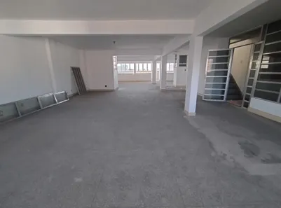 Andar / Laje corporativa para alugar, 178m² no Jardim Vinte e Cinco de Agosto, Duque de Caxias